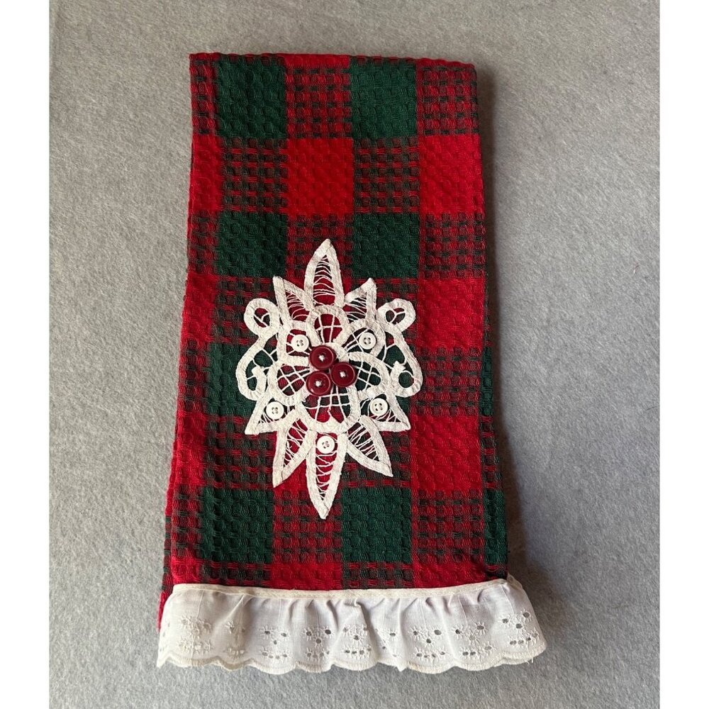 Red & Green Tea Towel Battenburg Lace & Buttons Embellishment 30.5x20 Gift NWOT